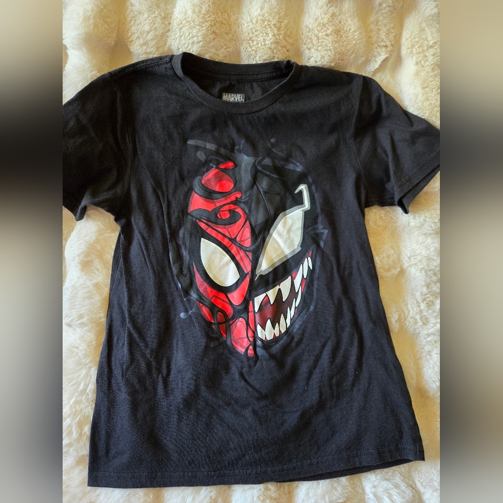 ⏰️ Spiderman Venom tshirt